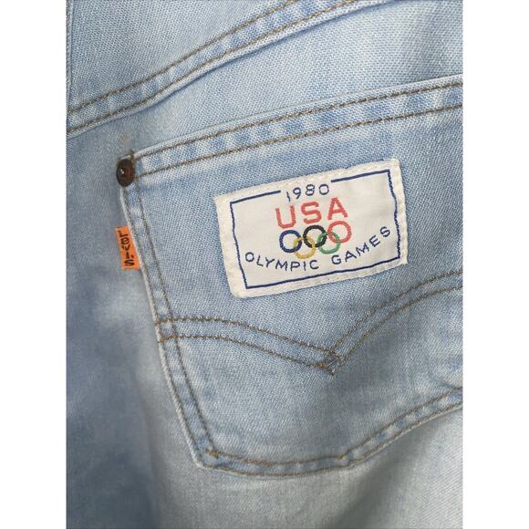 Vintage 1980 Women’s Olympics Levi's Blue Denim Jeans Size Light Wash Medium - Picture 9 of 10